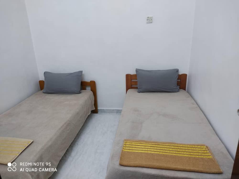 R&R Homestay Simpang Renggam Екстериор снимка